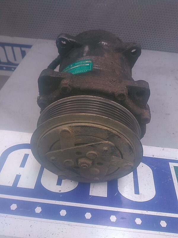 Compresor clima Peugeot 307 2.0 HDI
