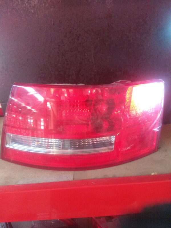 Stop dreapta Audi A6 4F 2005-2012