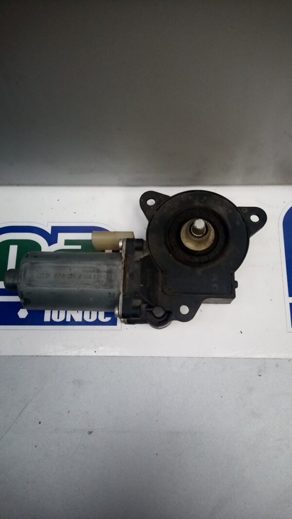 Motoras macara dreapta fata, FORD Fiesta MK5 2002-2008