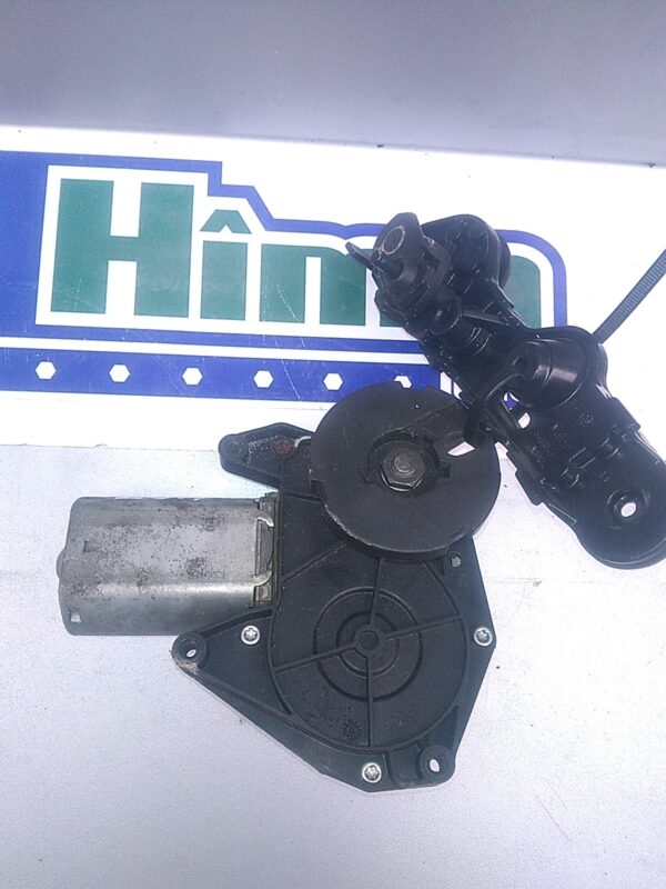 Motoras stergator haion, PEUGEOT 407