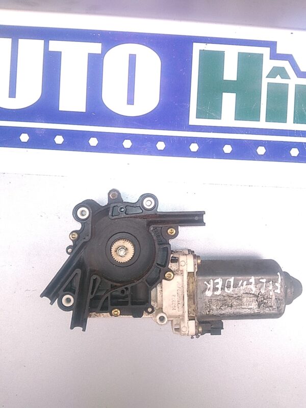 Motoras macara dreapta fata, LAND ROVER Freelander I 1998-2006