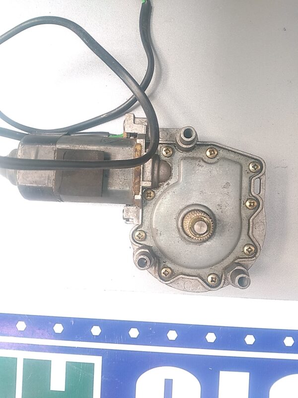 Motoras macara stanga fata, AUDI A6 4A C4 1994-1997