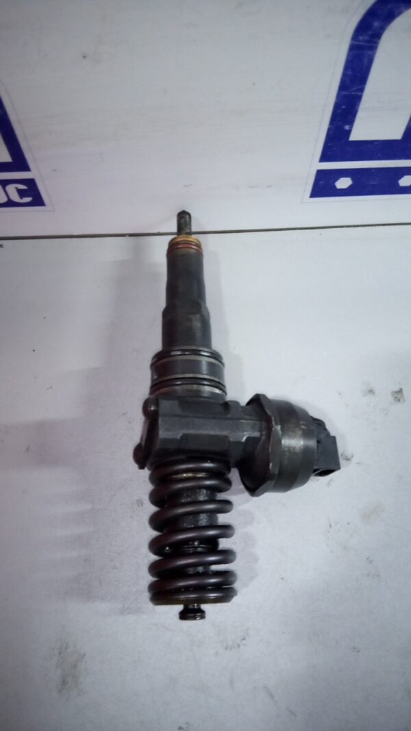 Injector Audi A4 B7 2007-2010 1.9 TDI (116cp) CD – BOSCH