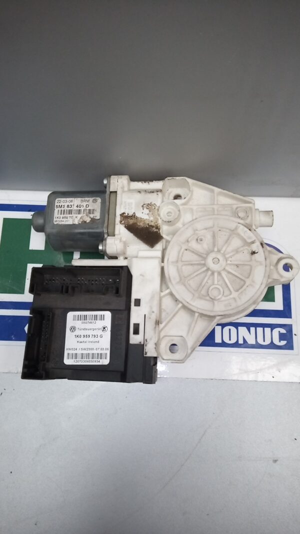 Motoras macara stanga fata, VOLKSWAGEN Golf V PLUS