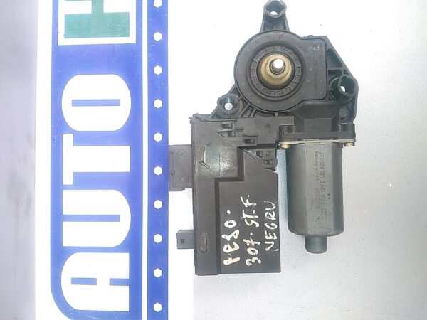 Motoras macara stanga fata, PEUGEOT 307