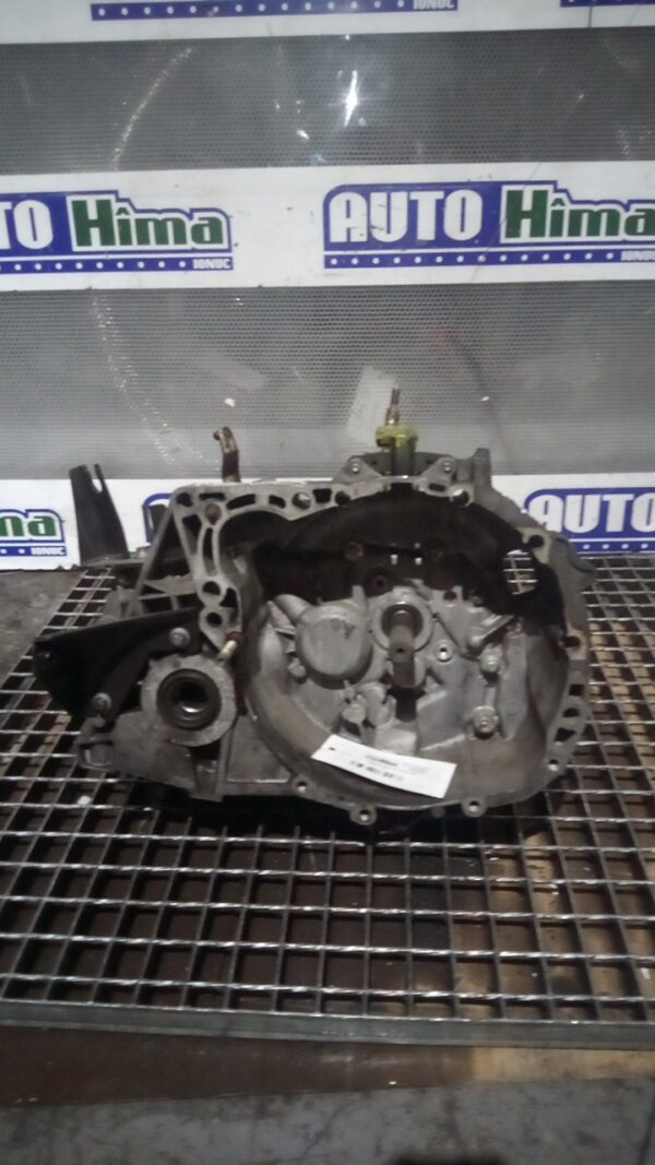 Cutie de viteze manuala 5+1 viteze RENAULT Megane II 2002-2009 1.5 DCI