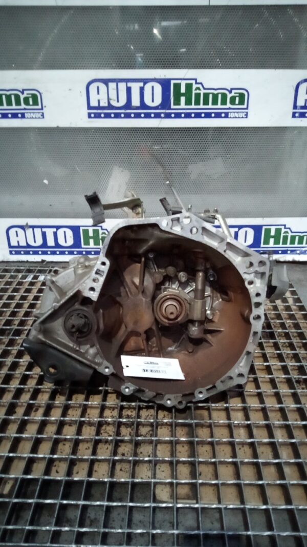 Cutie de viteze manuala 5+1 viteze TOYOTA Yaris P13 2010-2020 1.0 B