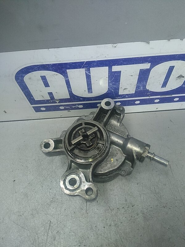 Pompa vacuum VOLVO V50 2004-2012 2.0 D