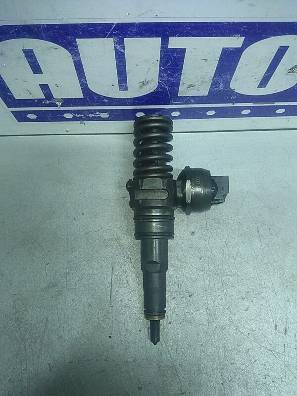 Injector VOLKSWAGEN Golf IV 1J 1997-2005 1.9 TDI (101cp)