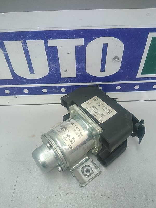 Releu baterie Volkswagen Phaeton 2002-2009