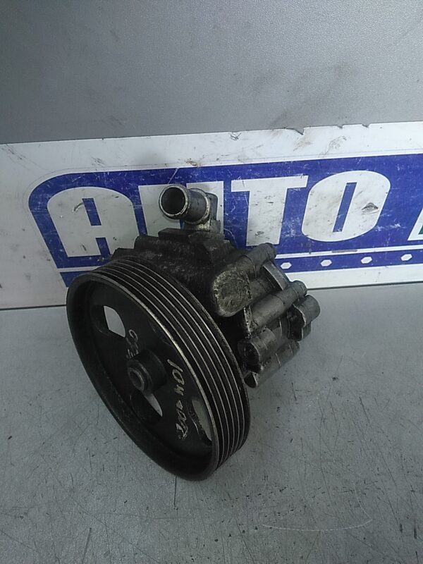 Pompa servodirectie FORD Fiesta MK5 2002-2008 1.4 TDCI