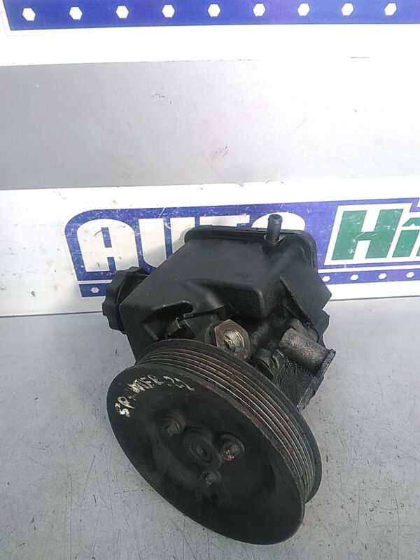 Pompa servodirectie MERCEDES Vito/Viano W638 1996-2003 2.2 CDI