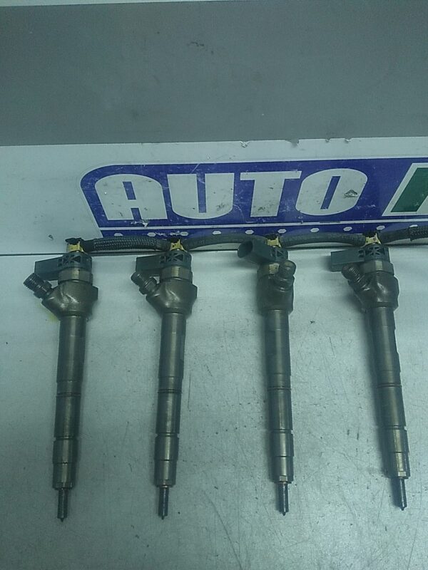 Injector VOLKSWAGEN Golf VII 2012-2020 2.0 TDI (150cp)