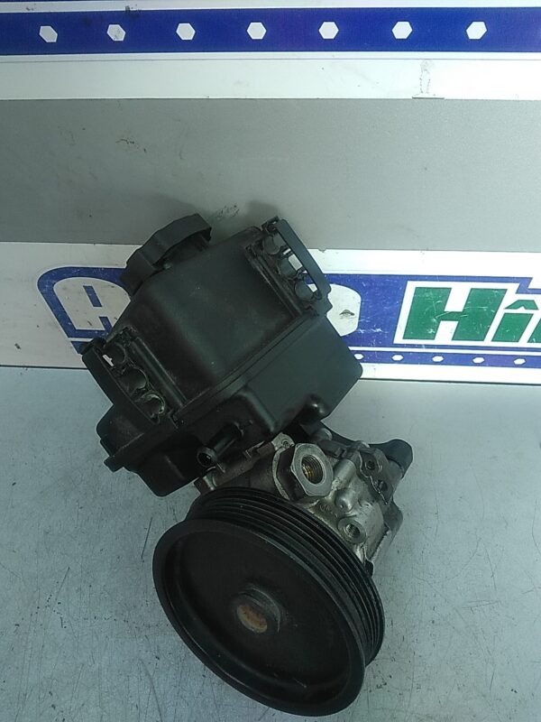 Pompa servodirectie hidraulica MERCEDES Vito/Viano W639 2003-2014 2.2 CDI