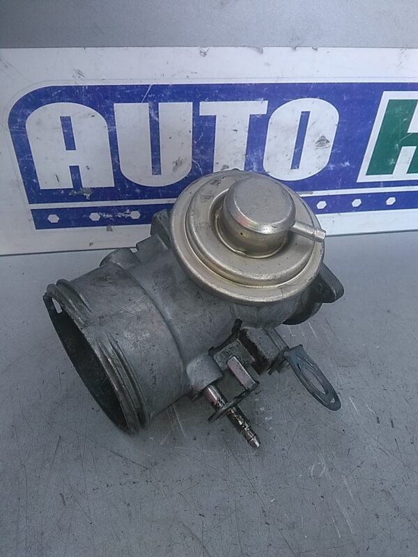 Supapa EGR VOLKSWAGEN T5 2003-2010 2.5 TDI (174cp)
