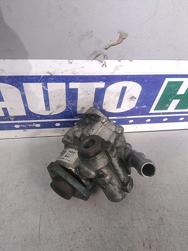 Pompa servodirectie BMW Seria III E90 2004-2013 2.0 D