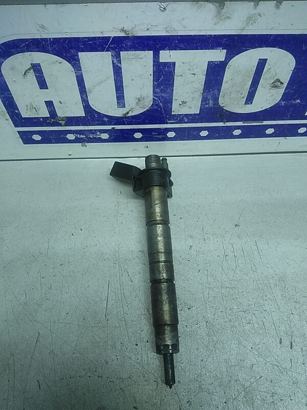 Injector BMW Seria VII F01/F02 2008-2015 3.0 D 245 cp