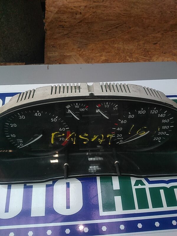Ceas bord VOLKSWAGEN PASSAT B5 SEDAN 1997-2000 1.8 B