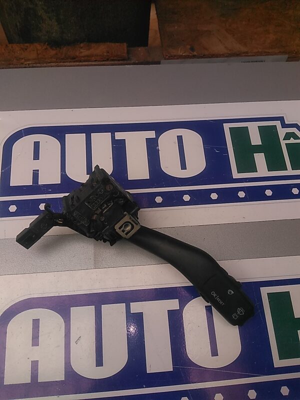 Maneta stergator VOLKSWAGEN Golf V 1K 2003-2010