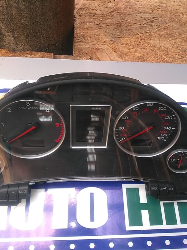Ceas bord AUDI A4 B6 VARIANT 2000-2005 1.9 TDI