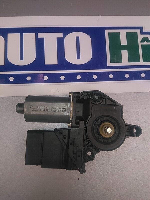 Motoras macara dreapta spate VOLKSWAGEN Golf IV 1J 1997-2005