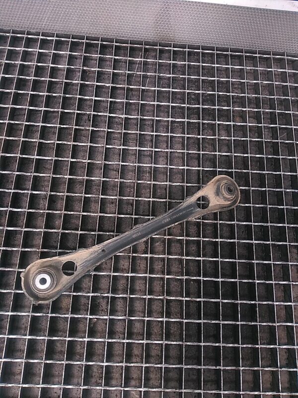 Brat suspensie spate stanga si dreapta AUDI A6 4F (C6) VARIANT 2004-2011