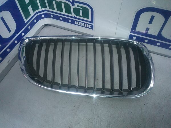 Grila dreapta radiator BMW Seria III E90 2004-2013
