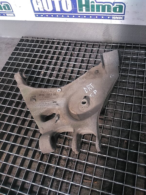 Suport trapez dreapta spate AUDI A4 B7 VARIANT 4X4 2004-2008 3.0 TDI