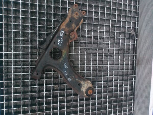 Brat suspensie fata stanga sau dreapta VOLKSWAGEN Passat B3 / B4 1988-1997