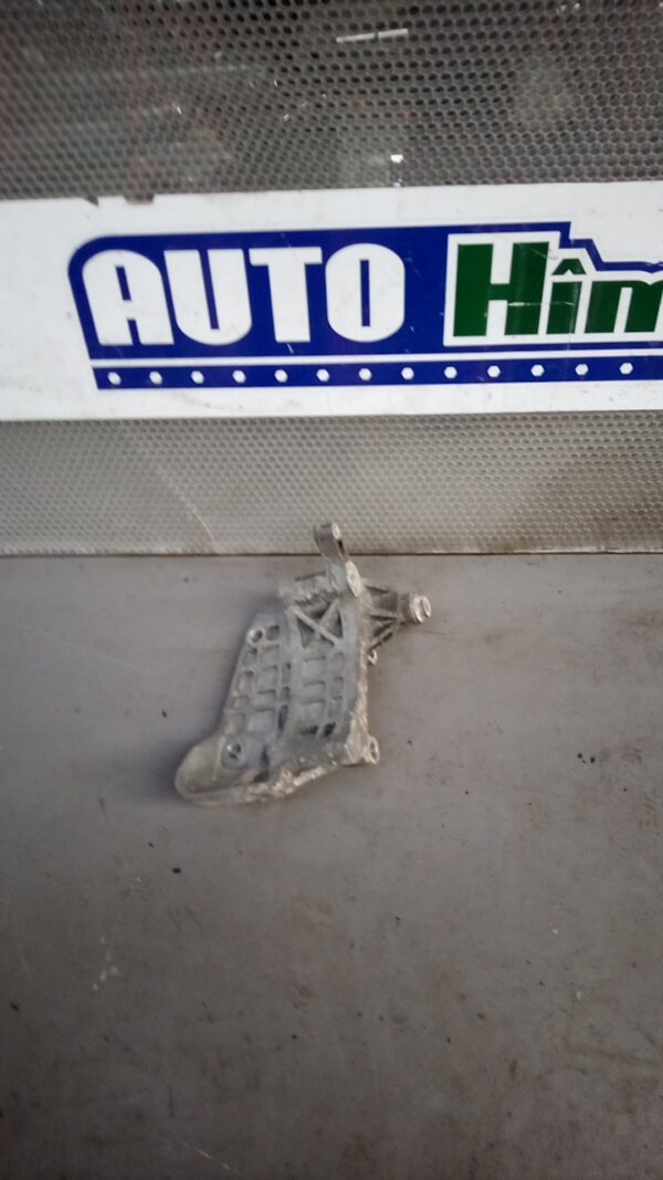 Suport alternator AUDI A8 4H 3.0 TDI 2009-2017