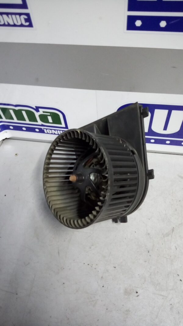 Ventilator habitaclu cu climatronic VOLKSWAGEN Golf IV 1J 1997-2005
