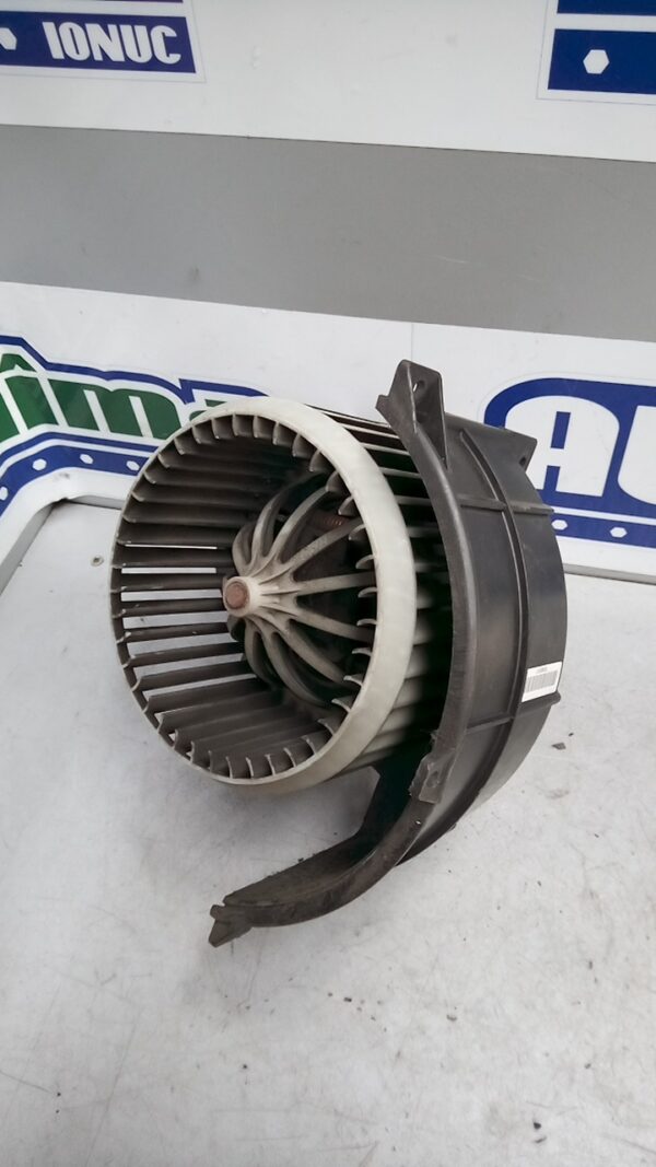 Ventilator habitaclu VOLKSWAGEN Touareg 7L 2002-2010