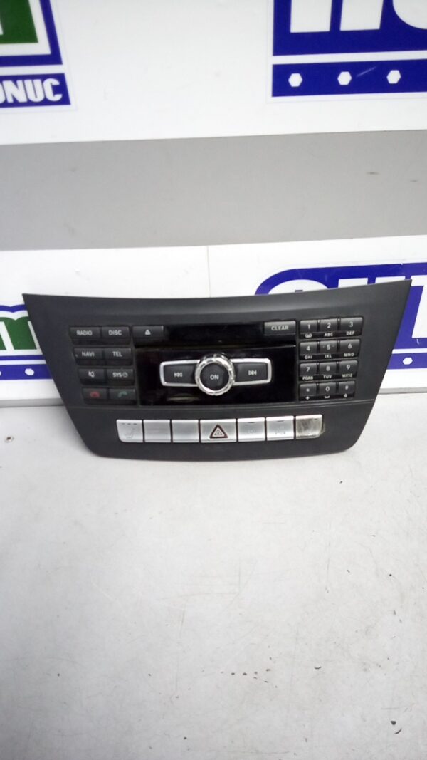 Unitate navigatie MERCEDES C-Class W204 2007-2015