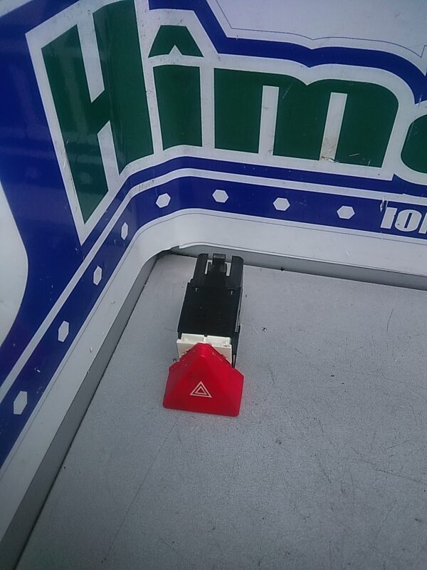 Buton avarii VOLKSWAGEN CADDY III 2003-2010