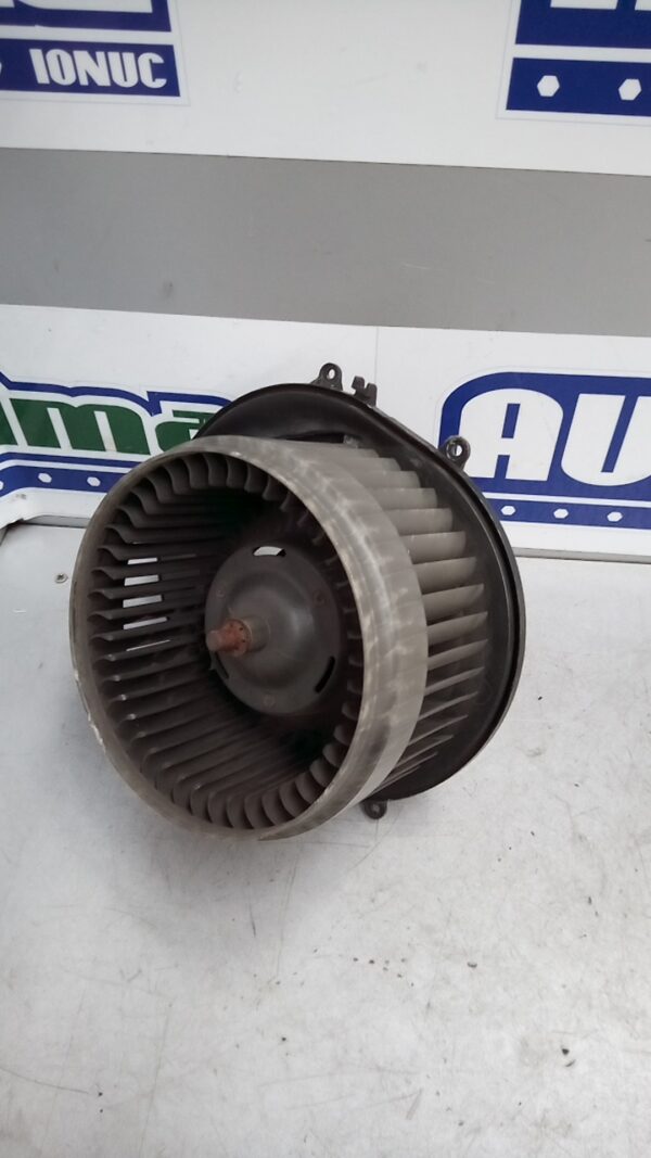 Ventilator habitaclu de pe masina cu volan pe dreapta VOLVO V70 1996-2016