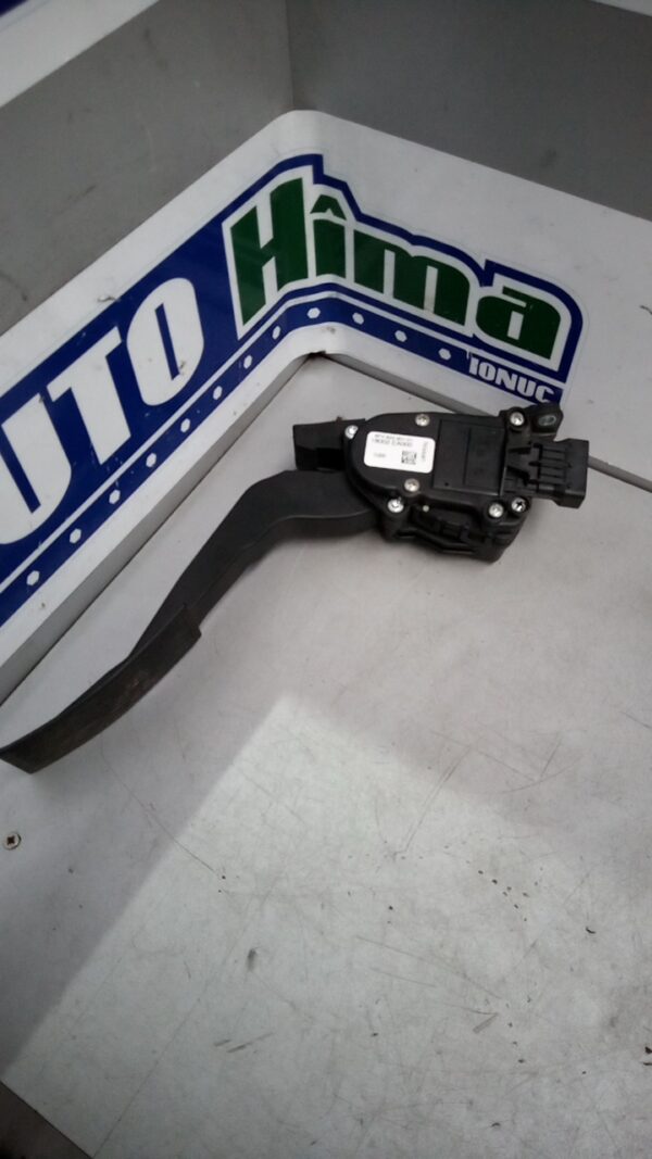 Pedala acceleratie NISSAN Pathfinder III 2004-2012