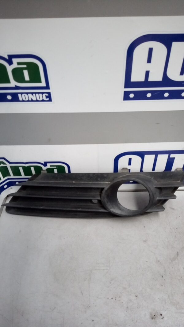 Grila proiector stanga OPEL Astra H 2004-2014