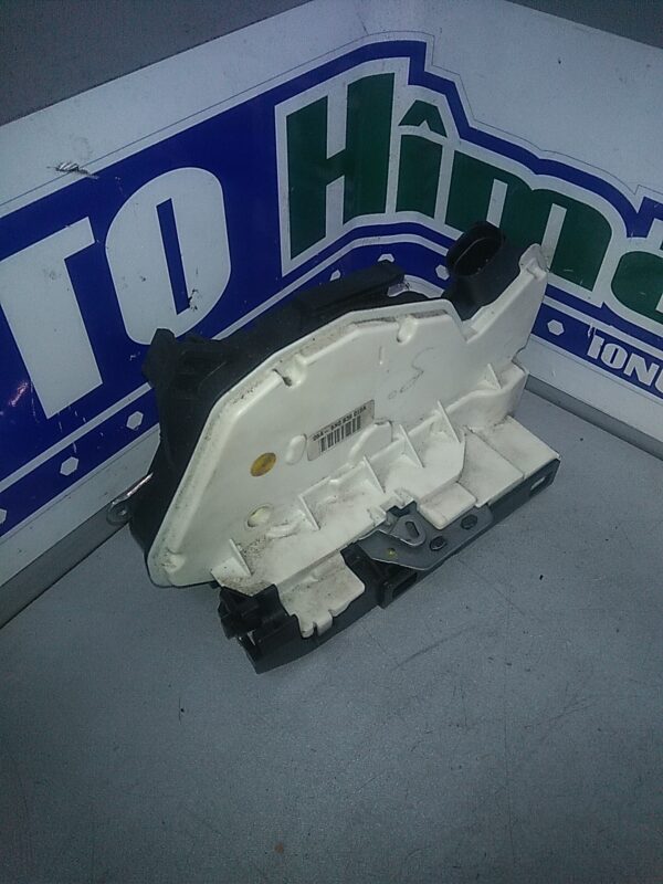 Broasca usa stanga spate VOLKSWAGEN PASSAT CC 2008-2013
