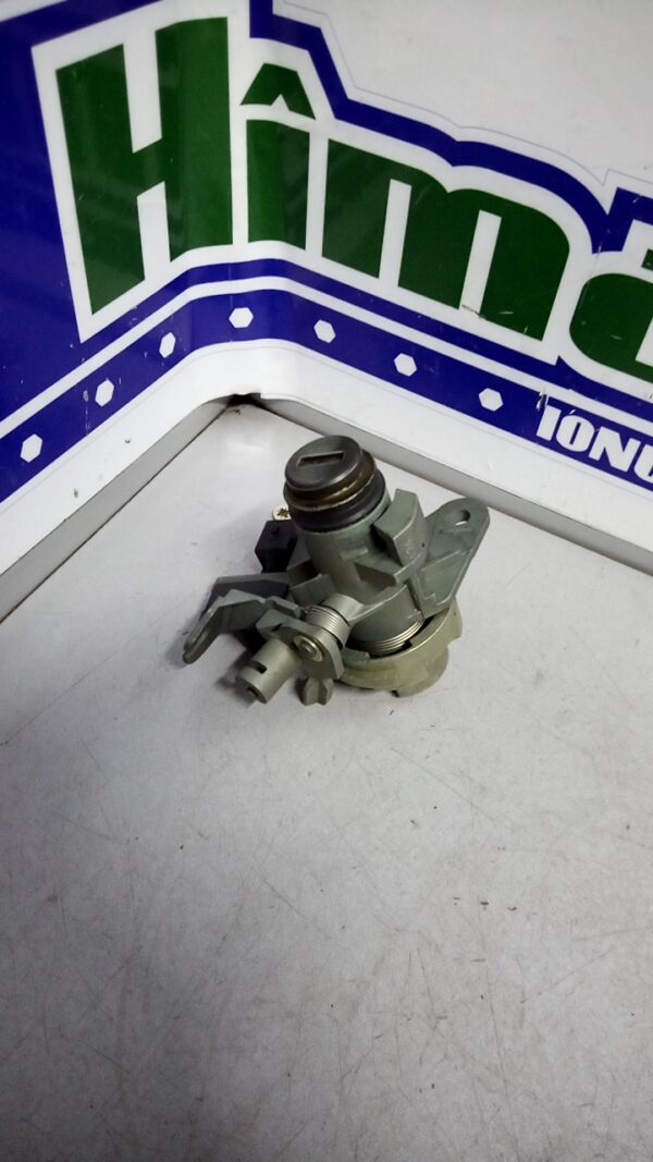 Incuietoare haion AUDI A4 B6 Sedan 2000-2005