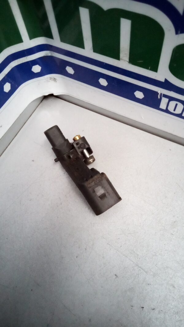 Senzor vibrochen AUDI A3 8P 1.9 TDI 2003-2012