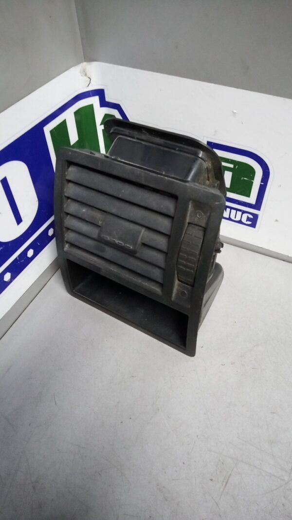 Grila aer bord stanga VOLKSWAGEN T5 2003-2010