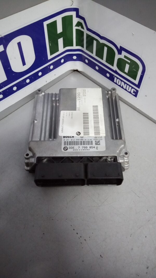 Calculator motor BMW Seria I E87 2.0 D 2003-2011