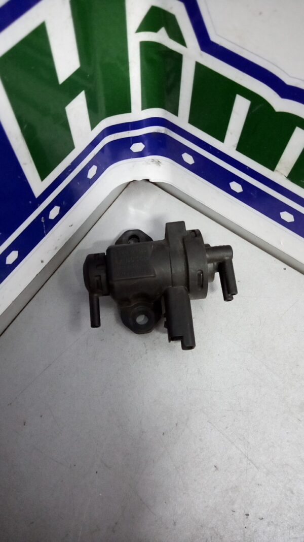 Supapa vacuum PEUGEOT 406 Variant 2.2 HDI 1999-2004