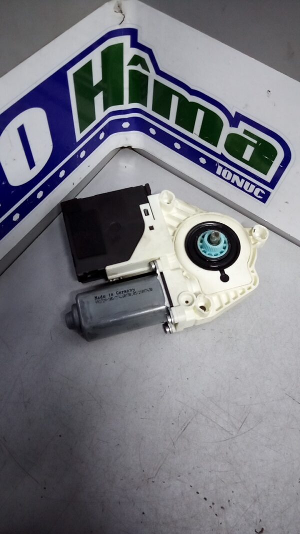 Motoras macara stanga fata VOLKSWAGEN Jetta III 2004-2010