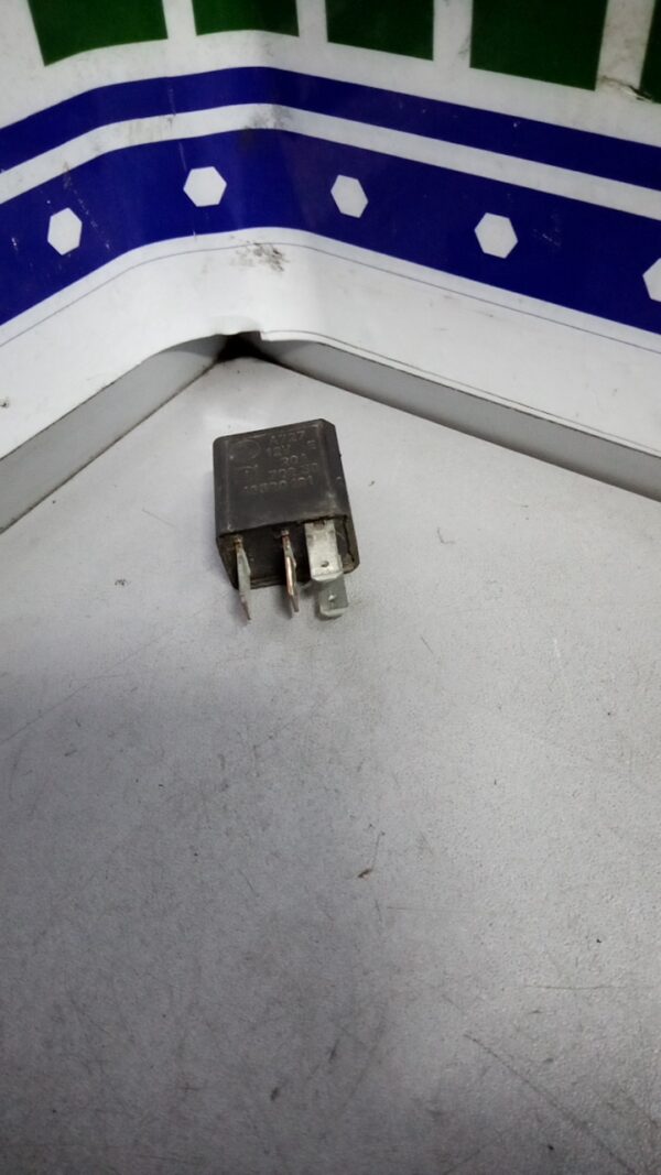 Releu contactor ALFA ROMEO 147 12 V 20 Amperi 4 Pini 2000-2010