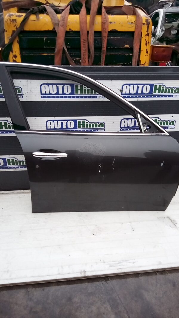 Usa dreapta fata neagra MASERATI Quattroporte M139 2003-2012
