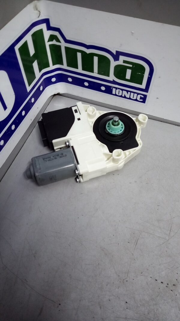 Motoras macara dreapta spate VOLKSWAGEN Passat CC 2008-2013