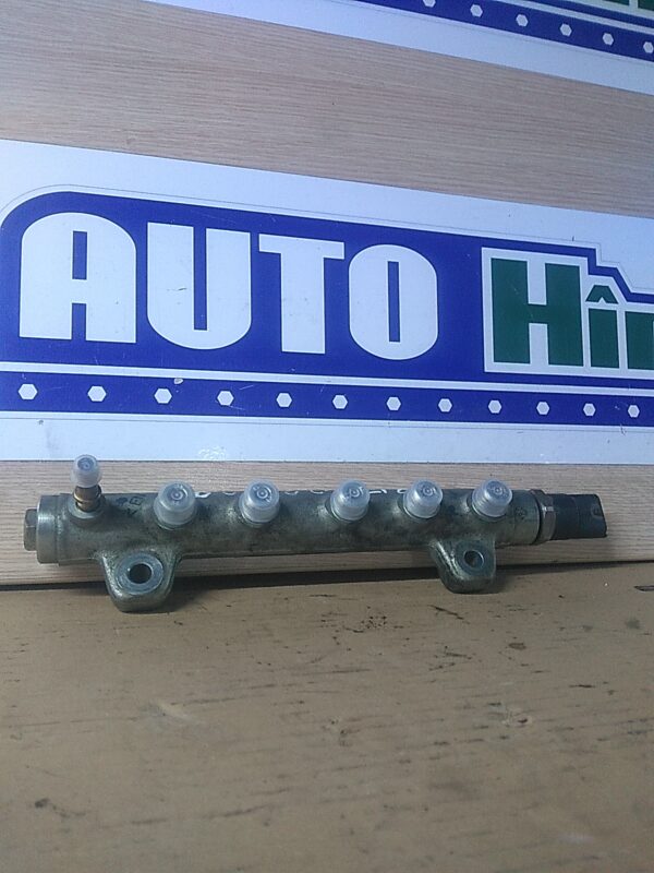 Rampa injectoare RENAULT Espace IV 2.2 DCI 150 CP 2002-2014