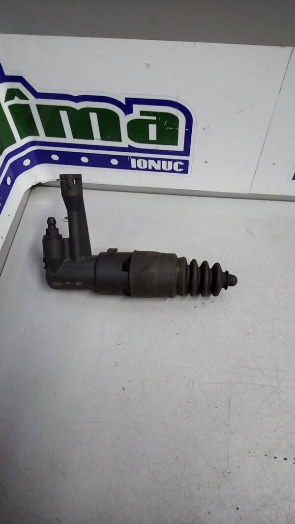 Cilindru receptor ambreiaj VOLKSWAGEN Passat B5 Variant 1.9 TDI 2001-2005