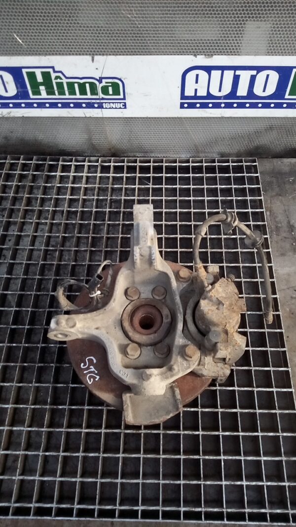 Fuzeta fata stanga RENAULT Laguna III 2.0 DCI 2007-2020